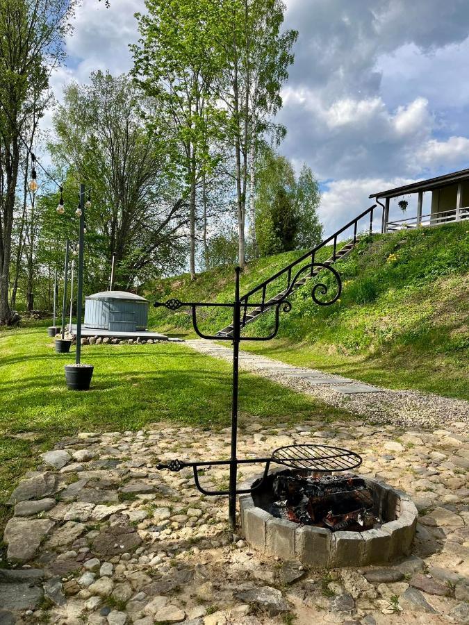 Ferienhaus Atputas Namins